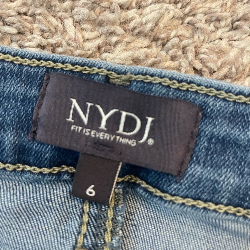 NYDJ Ami Skinny Jeans - Picture 4 of 12